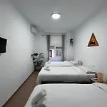 Naim 게스트하우스